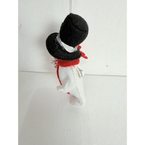 Annalee Snowman White Black Hat Red Scarf Snow Flake Snowman Ornament 2013 - Picture 5 of 9